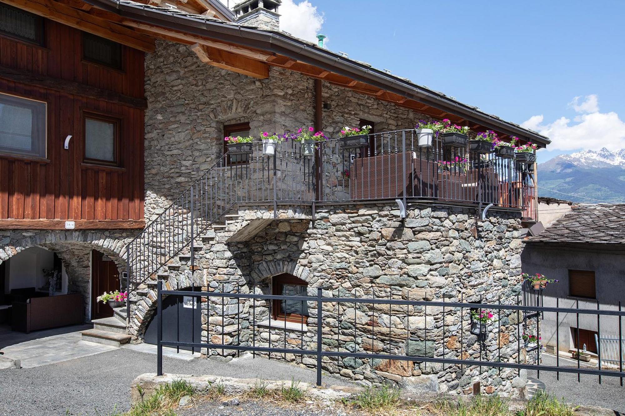 Maison Bebe Comboe Aosta Bagian luar foto